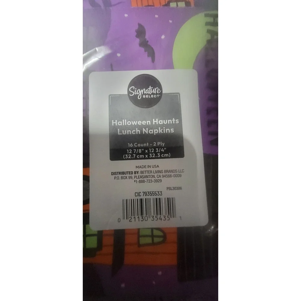 Halloween 2 sets of Plates,‎ 2 sets of MD napkins, and 1 pkg napkins